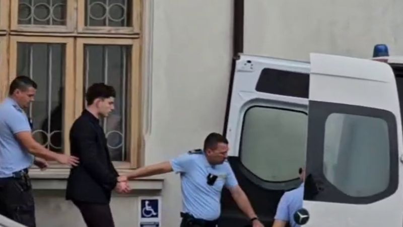 vlad pascu 2 mai, parinti tineri 2 mai, vlad pascu proces, vlad pascu judecat 