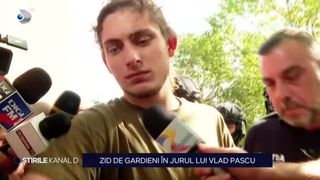 VIDEO "Le era teamă că îl bate cineva?". Vlad Pascu, la proces cu privirea în pământ. Părinții victimelor cer dreptate, tânărul vrea să fie judecat în libertate