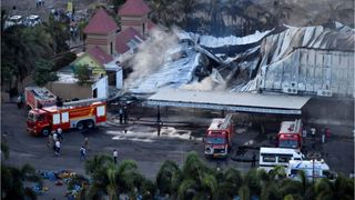 Incendiu într-un parc de distracții: cel puțin 27 de copii și părinți au murit 