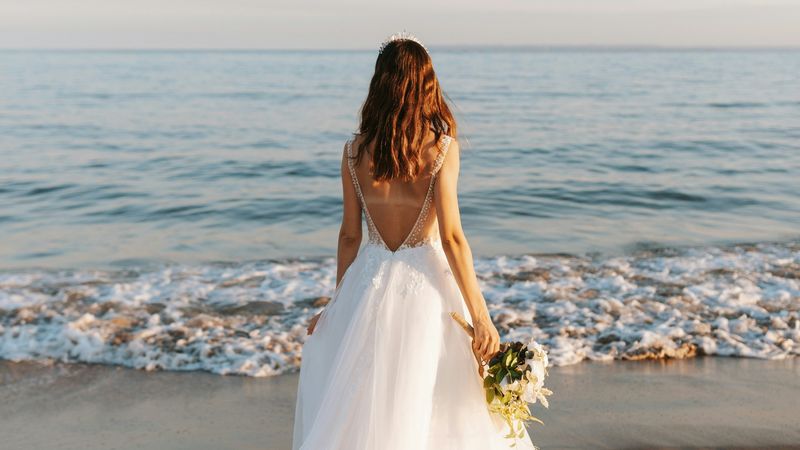 concediata, mireasa, loc de munca 