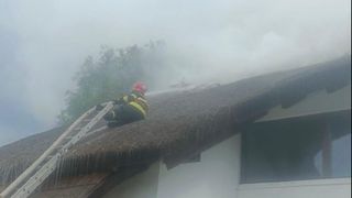 incendiu tulcea, incendiu complex turistic, interventie pompieri 