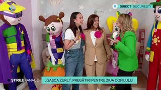 Mirela Retegan și fiica sa, Maya