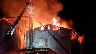 depozit furaje, interventie pompieri, incendiu furaje 