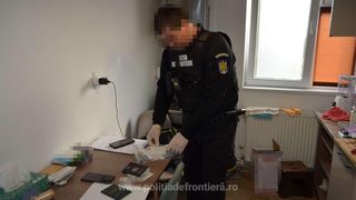 Au loc percheziții de amploare în București și Constanța într-un dosar de trafic de migranți