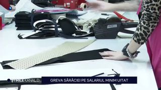 VIDEO Greva sărăciei pe salariul minim... uitat! Angajații unei fabrici din Calafat nu au mai fost plătiți din februarie