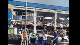 Explozie puternică la un magazin de bricolaj din Botoșani - UPDATE