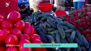 VIDEO Caniculă în piață! Marfa comercianților a fost afectată de condițiile meteo