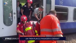 VIDEO Situație de urgență pe calea ferată, după ce două vagoane IR Craiova-București au deraiat! A fost activat Planul Roșu de Intervenție pentru salvarea celor 200 de pasageri