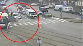 fata lovita, accident tramvai, tramvai timisoara