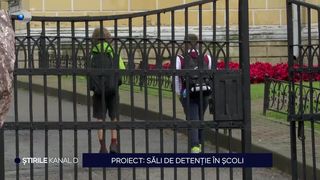 VIDEO  Sălile de „detenție” în școli, un proiect care a împărțit adulții în două tabere! Ce spun adulții despre acest lucru?