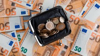 Cursul valutar BNR pentru 14 iunie 2024: Euro se tranzacționează la 4.9771 lei