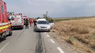 VIDEO Carambol &icirc;n Constanța, cu 5 mașini implicate, 10 copii și 8 adulți