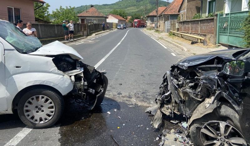 accident hunedoara, raniti, plan rosu