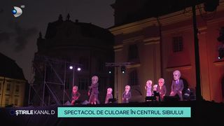 VIDEO Spectacol de culoare &icirc;n centrul Sibiului! Cel mai mare festival de teatru din Rom&acirc;nia are loc &icirc;n acest oraș
