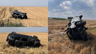 A părăsit carosabilul și s-a răsturnat cu mașina, pe c&acirc;mp. Destin tragic pentru un bărbat