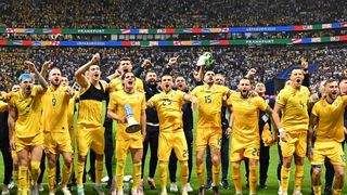 "Ca să primești tot, trebuie, înainte de orice, să dai tot!" Selecționerul Edward Iordănescu, mesaj emoționant după calificarea naționalei în optimi, la EURO