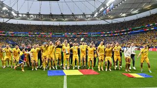 VIDEO Sărbătoare națională după calificarea României. "Suntem cu tot sufletul pentru ei". Românii au așteptări mari la următorul meci