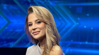 Bianca Iordache, prezentatoarea “Play IT”, de la Kanal D2: ”Ne place să ne jucăm cu tehnologia”. De sâmbătă aceasta, emisiunea de IT&C  va fi difuzată de la 17:15
