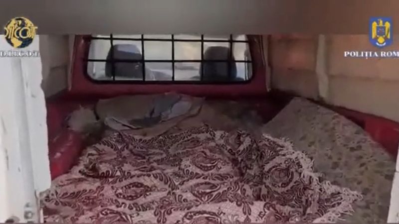 ferma arges, politisti, trafic persoane 