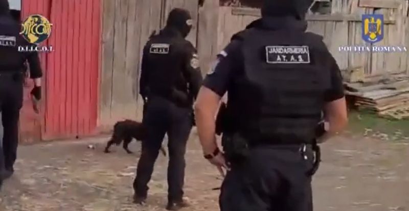 ferma arges, politisti, trafic persoane 