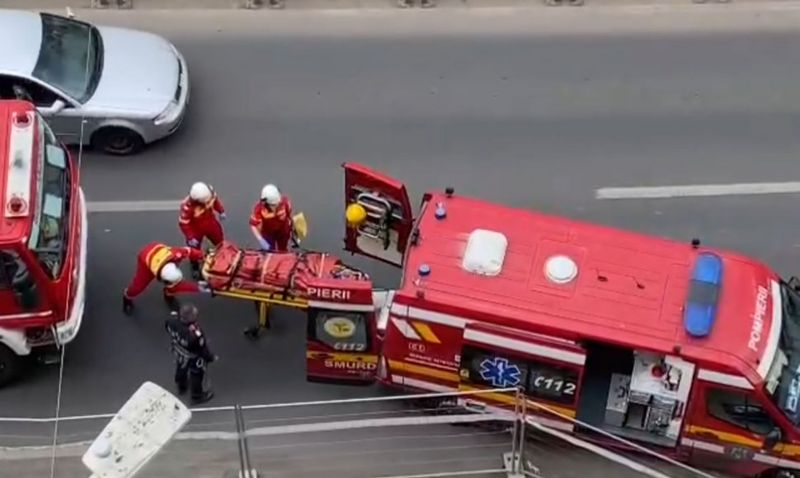 muncitor cazut, pompieri, muncitor ranit