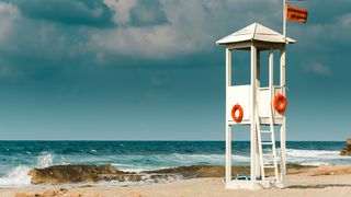 salvamari, barbat inecat, litoral, turist 