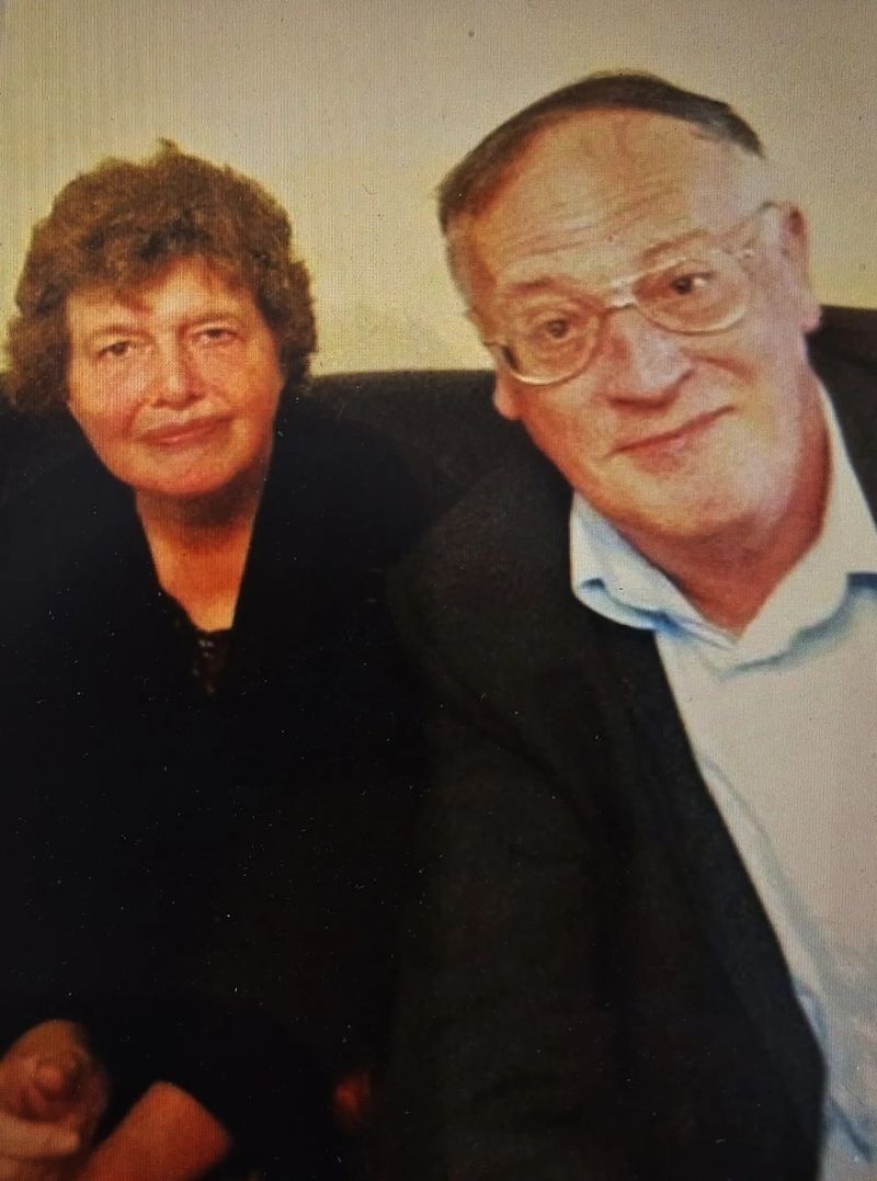 Părinții uciși de femeia de 36 de ani