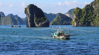 O barcă cu aproape 200 de migranți s-a răsturnat în Oceanul Atlantic! Cel puțin 89 de oameni au pierit