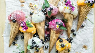 Înghețata pe care o mănânci fără să te gândești la calorii! Îți păstrează silueta suplă, se găsește în orice magazin și este delicioasă