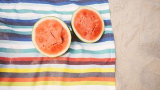 pepene rosu, fructe, fructe de vara 