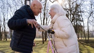 Cât ar trebui să trăiești pentru a beneficia de întreaga contribuție la fondul de pensie. Asta e speranța de viață