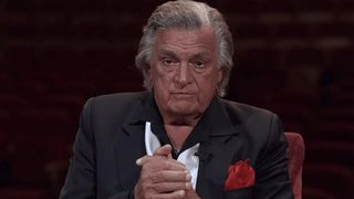 „Pe scenă nu mă revedeți”  Veste dureroasă despre Florin Piersic, după ce a fost internat din nou! Actorul a făcut declarațiile emoționante de pe patul de spital