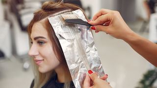 C&acirc;nd să &icirc;ți vopsești părul &icirc;n funcție de fazele lunii