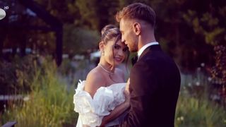 VIDEO Nunta lui Drăguș, un adevărat spectacol! Vannesa și fotbalistul echipei naționale și-au botezat și fiica cea mică