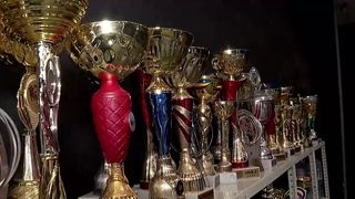 VIDEO Pasionați de dans și performanță! Copiii de la o școală de breakdance au ambiții mari