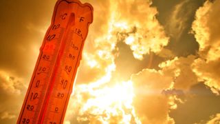 Cod roșu și portocaliu de caniculă, în toată țara. România fierbe la temperaturi de peste 40 de grade