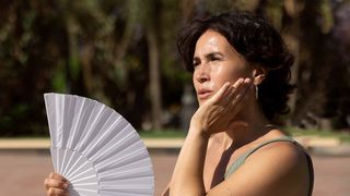 VIDEO Codul roșu de caniculă se extinde. ANM anunță temperaturi și de 42 de grade. Zonele vizate