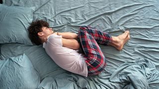 Test de personalitate: ce spune despre tine poziția în care dormi