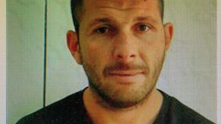 Evadat înarmat de la Penitenciarul Deva, căutat de oamenii legii! Bărbatul e periculos! Anunțul polițiștilor