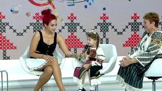 VIDEO Așchia nu sare departe de trunchi! Nepoata Marianei Birică s-a lansat în muzică