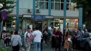 VIDEO Au transpirat la Titularizare! Candidații au intrat în febra examenului