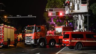 VIDEO Incendiu devastator &icirc;ntr-un centru comercial din China. Cel puțin 16 morți și zeci de răniți