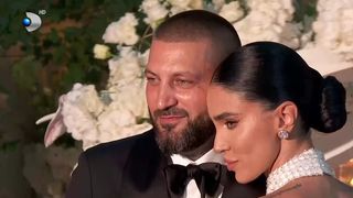 VIDEO Adelina Pestrițu și soțul, ședință foto aniversară! Imagini de poveste, la cinci ani de la nunta celor doi