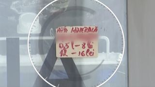 VIDEO Apa plată de la mare, care te lasă fără bani &icirc;n buzunare! A devenit un lux să te hidratezi pe plajele de pe litoralul rom&acirc;nesc