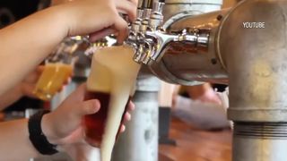 VIDEO Alcoolul, falsa răcorire care dă dependență! Tot mai mulți români au probleme cu băutura