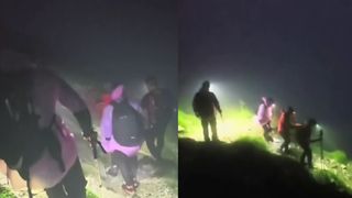 VIDEO Turiștii salvați din Munții Făgăraș! Cinci adulți și doi copii puteau avea un sfârșit tragic