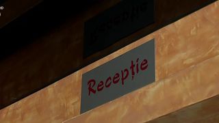 VIDEO Cei de la ANPC „visează” că au închis un hotel! Comunicatul oficial spune una, realitatea e alta