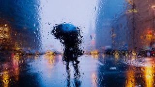 VIDEO Ploile continuă și azi! Cum va fi vremea în weekend?