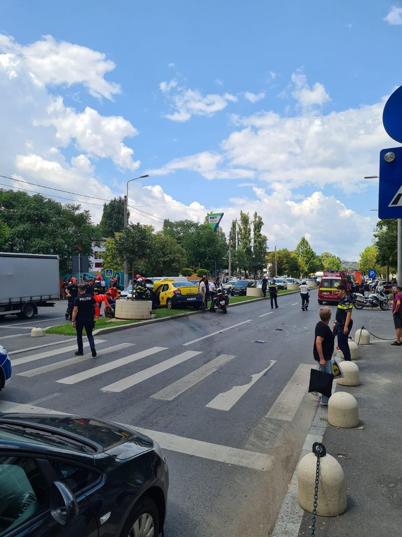 sofer beat, accident, bucuresti, permis 