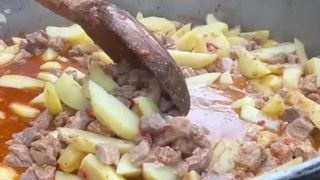 VIDEO Festin culinar și concerte în aer liber! Festivalul care a unit mai multe culturi din lumea întreagă